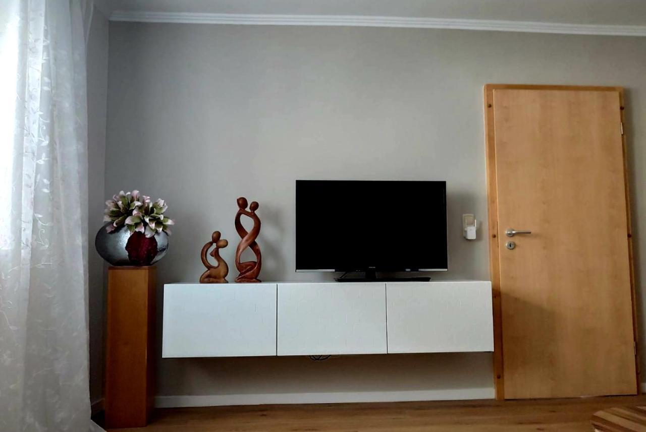 Apartment Schweich-Issel Familie Lentes Neu Renoviert Bagian luar foto