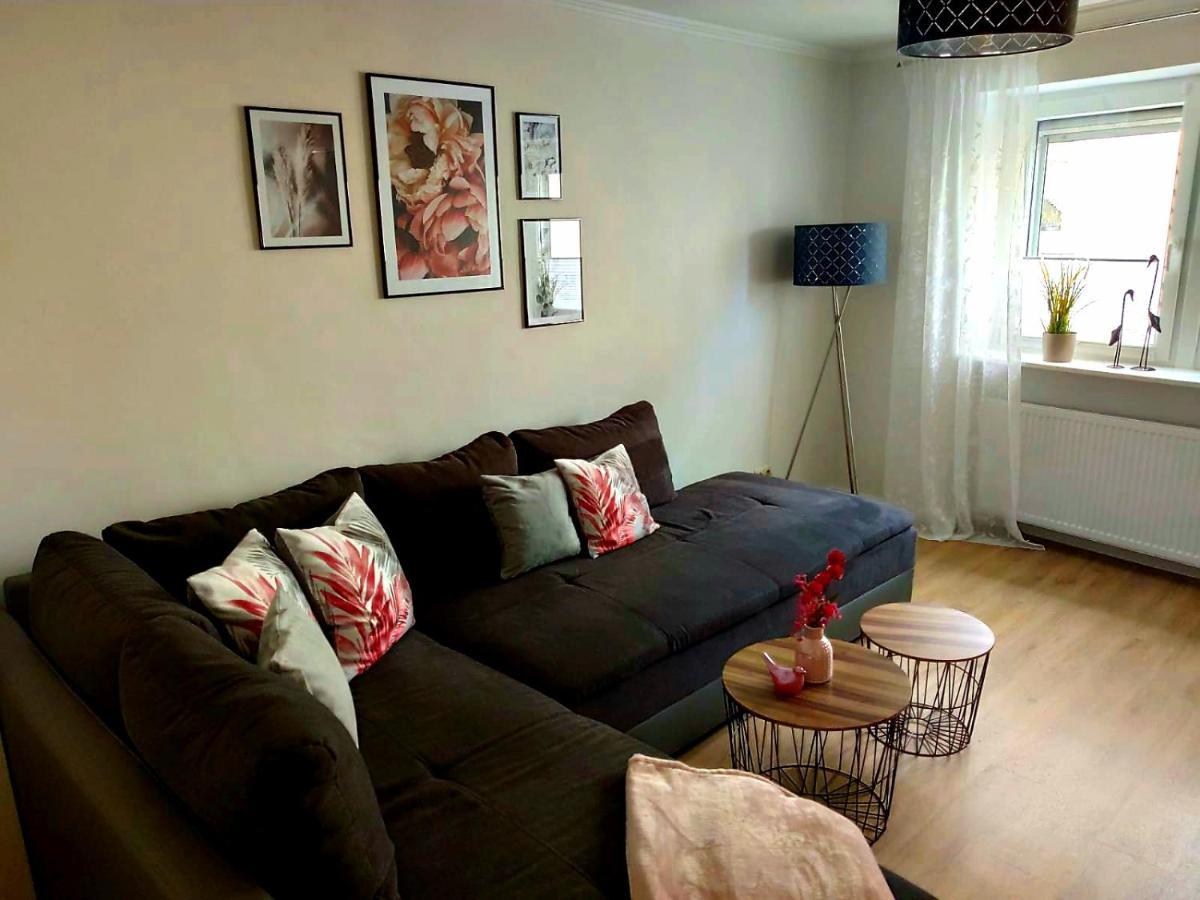 Apartment Schweich-Issel Familie Lentes Neu Renoviert Bagian luar foto