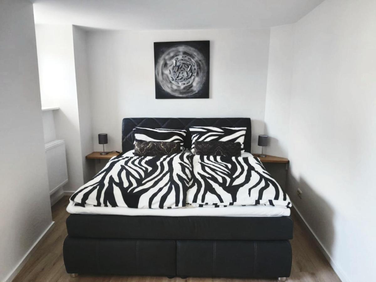 Apartment Schweich-Issel Familie Lentes Neu Renoviert Bagian luar foto